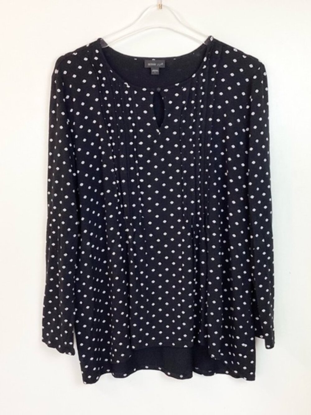 J.Jill Wearever Collection Long Sleeve Daisy Print Keyhole Neck Top - Black - L